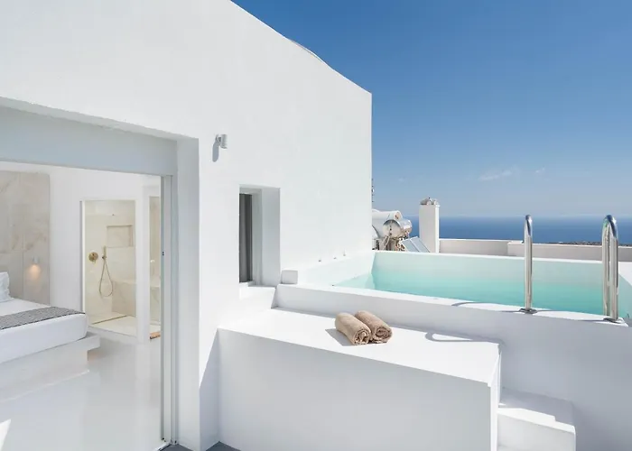 Cycladic Suites & Spa